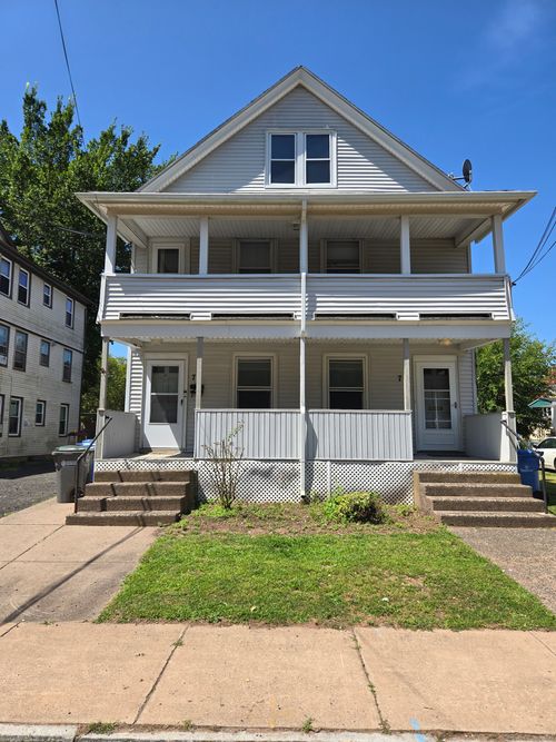 76 Cottage St, Manchester, CT, 06040-6148 | Card Image