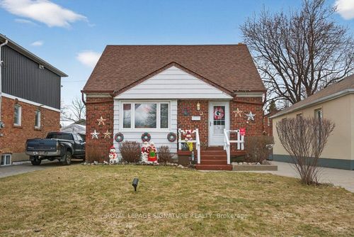 36 Ainsdale Road, Scarborough, ON, M1R3Y8 | Card Image