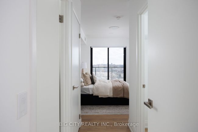 1411 - 36 Brentcliffe Rd, Condo with 2 bedrooms, 2 bathrooms and 1 parking in Toronto ON | Image 15