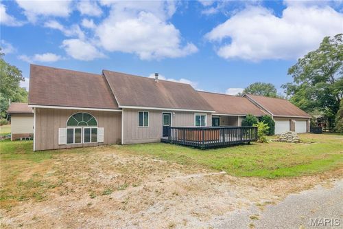 21604 Fox Dr, Carlyle, IL, 62231-4724 | Card Image