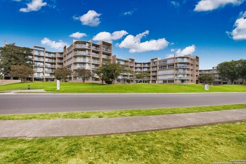 g2-1012 Guadalupe St, Kerrville, TX, 78028-4932 | Card Image