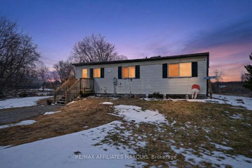 1112 County Rd 16, Jasper, ON, K0G1G0 | Card Image