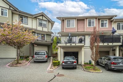 34 - 4401 Blauson Blvd, Townhouse with 3 bedrooms, 2 bathrooms and 2 parking in Abbotsford BC | Image 2