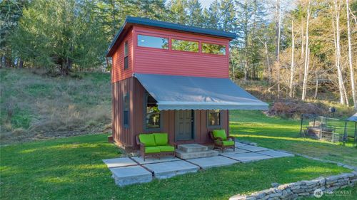 826 E Herron Blvd Nw, Lakebay, WA, 98349-8208 | Card Image