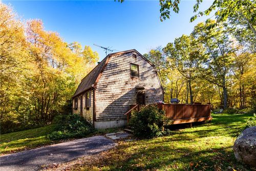 414 Stony Fort Road, South Kingstown, RI, 02874 | Card Image