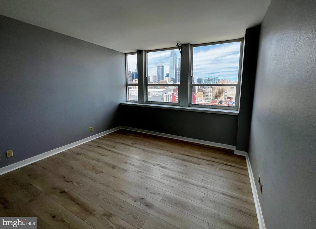 Residential in PHILADELPHIA 4