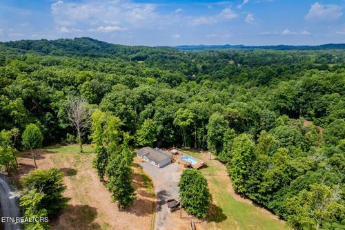 1005 Freda Ln, Friendsville, TN, 37737-2533 | Card Image