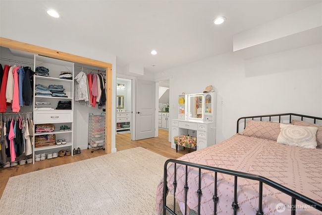 2046 E Smith Rd, House other with 3 bedrooms, 4 bathrooms and 5 parking in Bellingham WA | Image 28