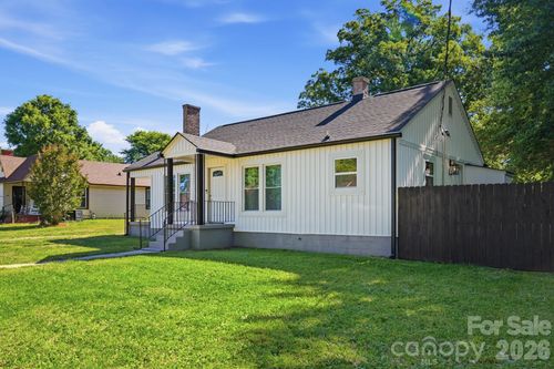 912 Laura Ave, Kannapolis, NC, 28083-3020 | Card Image