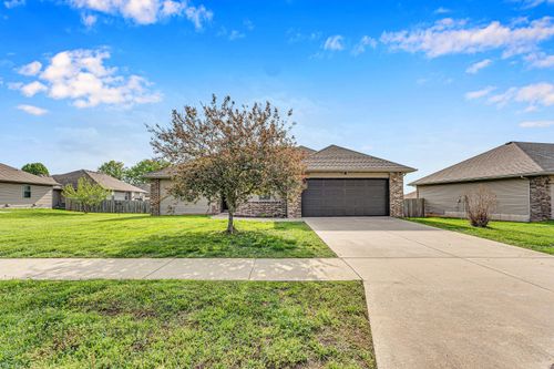 1054 S Tanner Dr, Springfield, MO, 65802-7828 | Card Image