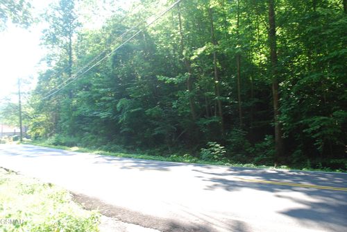650 Glades Rd, GATLINBURG, TN, 37738-5417 | Card Image
