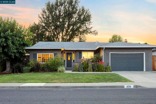 1579 Dianda Dr, Concord, CA, 94521-1949 | Card Image