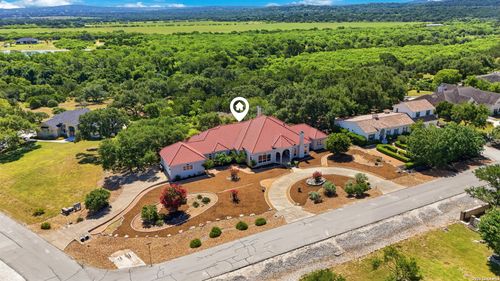 358 Whitestone Dr, Spring Branch, TX, 78070-6046 | Card Image