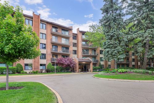 apt-411-601 Lake Hinsdale Dr, Willowbrook, IL, 60527-2265 | Card Image