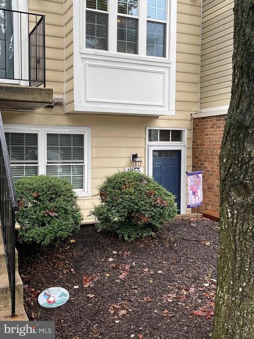 1955 Pawlet Dr, CROFTON, MD, 21114-1689 | Card Image