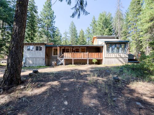 28909 Wigwam Way, Klamath Falls, OR, 97601-8637 | Card Image