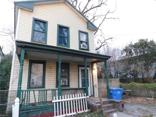 1239 Seaboard Ave, Chesapeake, VA, 23324-2324 | Card Image