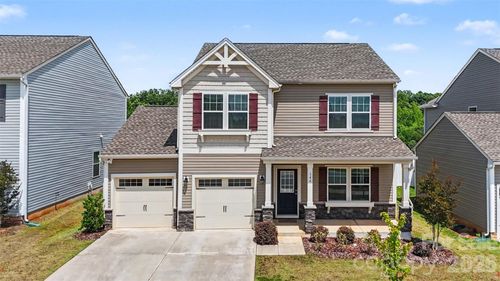 146 Fairfield Dr, Troutman, NC, 28166-0049 | Card Image