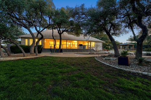 290 Trailmaster Cir, Driftwood, TX, 78619-4256 | Card Image