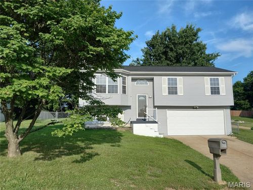 4119 Whitehall Dr, Arnold, MO, 63010-5117 | Card Image