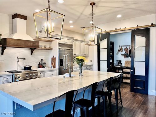 220 Palmetto Pointe Dr, Henderson, NV, 89012-5014 | Card Image