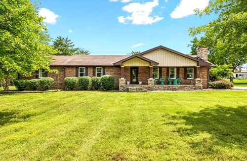 2446 Highway 31 E, Gallatin, TN, 37066-8204 | Card Image