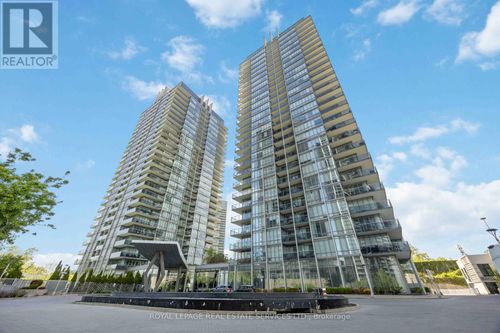 303-88 Park Lawn Road, Toronto (Mimico), ON, M8Y0B5 | Card Image