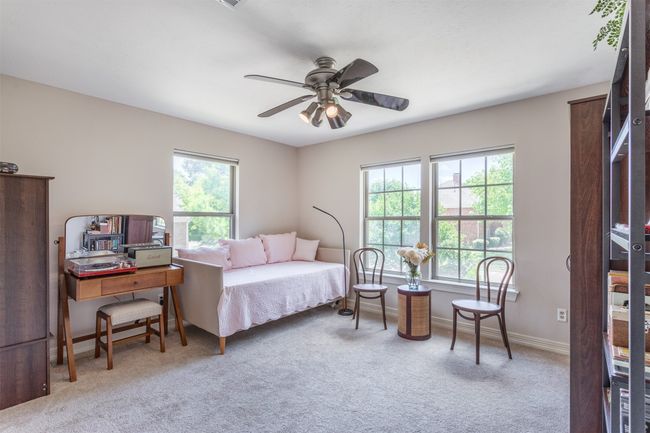 Bedroom with lots of natural light | Image 25