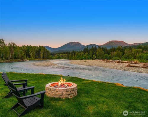 132 Slalom Way, Packwood, WA, 98361-9736 | Card Image