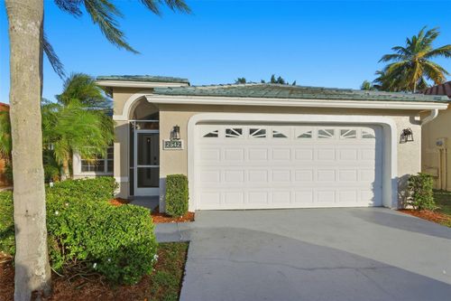 2542 Country Golf Dr, Wellington, FL, 33414-8322 | Card Image