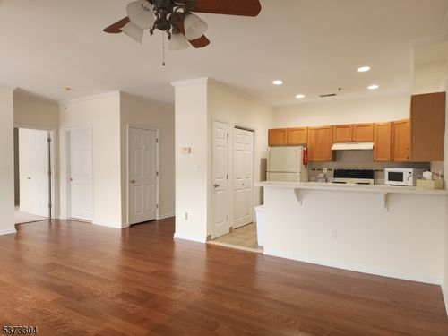 81-81 Mountainview Ct, Riverdale, NJ, 07457-1035 | Card Image