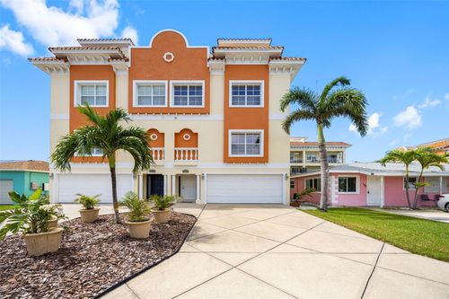 146 175th Terrace Dr E, REDINGTON SHORES, FL, 33708-1212 | Card Image