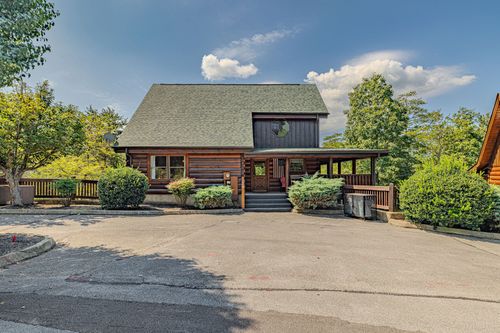1942 Cougar Crossing Way, Sevierville, TN, 37876 | Card Image