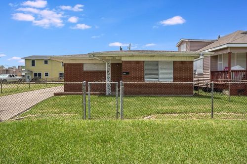 4816 Avenue K, Galveston, TX, 77551-4533 | Card Image