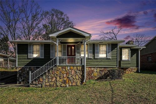 790 James St Nw, Marietta, GA, 30060-6915 | Card Image