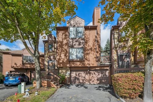 19 Heritage Way, Rockaway, NJ, 07866-4820 | Card Image