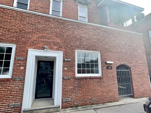 b2-148 N Sycamore St, Hinckley, IL, 60520-9255 | Card Image