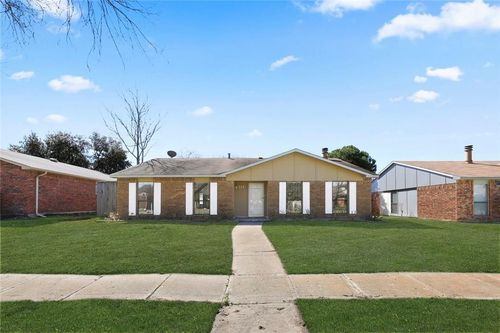 732 Via Barcelona, Mesquite, TX, 75150-4433 | Card Image