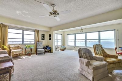 501 - 5900 Shore Boulevard S, Condo with 3 bedrooms, 2 bathrooms and null parking in Gulfport FL | Image 3