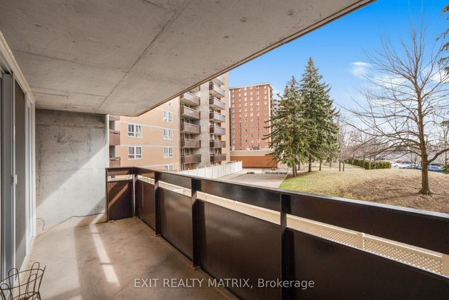 217 - 2000 Jasmine Cres, Condo with 2 bedrooms, 1 bathrooms and 1 parking in Gloucester ON | Image 23