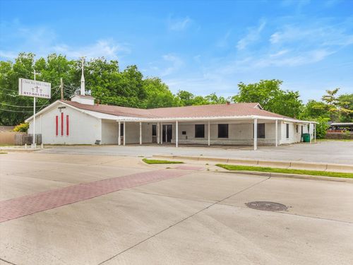 4421 Jerri Ln, Haltom City, TX, 76117-2732 | Card Image
