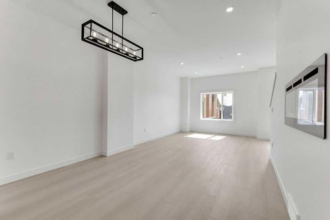 322 Sage Hill Circle Nw, Townhouse with 4 bedrooms, 5 bathrooms and 3 parking in Calgary AB | Image 9