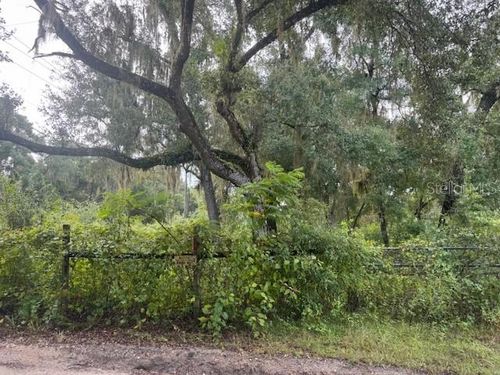 104 Floradandy Rd, Hawthorne, FL, 32640-5727 | Card Image