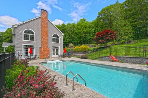250 Wooding Hill Rd, Bethany, CT, 06524-3130 | Card Image