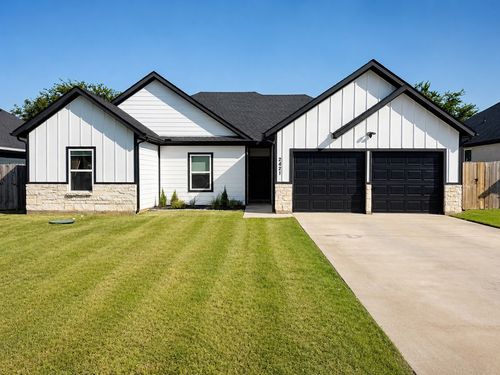 2421 Creek Dr, Granbury, TX, 76048-6593 | Card Image