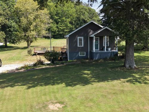719 Schroeder Ln, Evansville, IN, 47712-8857 | Card Image