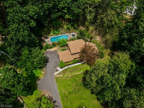 32 Cherryville Hollow Rd, FLEMINGTON, NJ, 08822-5526 | Card Image