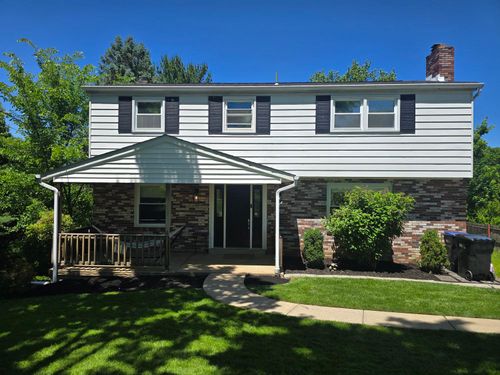 1767 Hassam Rd, Coraopolis, PA, 15108-3271 | Card Image
