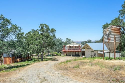 37667 Eagle Dr, Raymond, CA, 93653 | Card Image