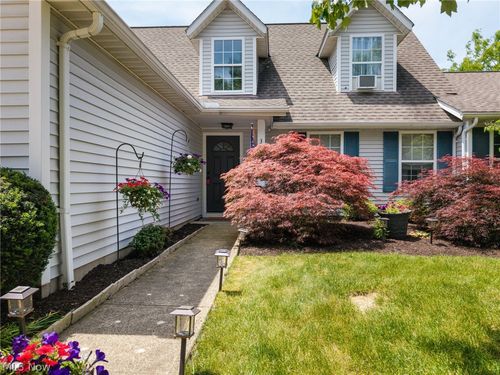 3894 Dartford Ln, Medina, OH, 44256-7064 | Card Image